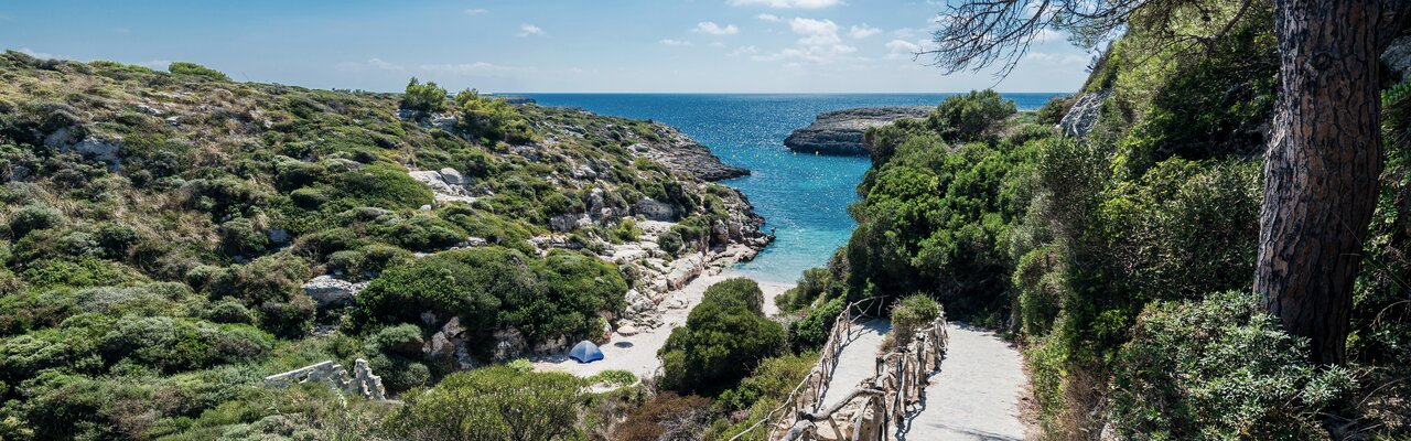 Strand von Binidali in Maó, Menorca | © Shutterstock.com