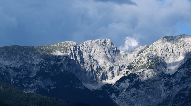 adlerweg-wilder-kaiser-bergkulisse | © Waldemar Brandt (unsplash)