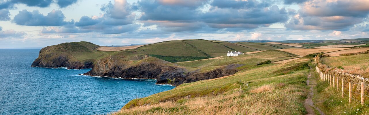 Doyden Point am South West Coast Path, England