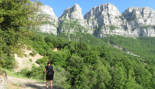 Griechenland – Tiefe Schlucht und urige Dörfer im grünen Norden (Selfguided)