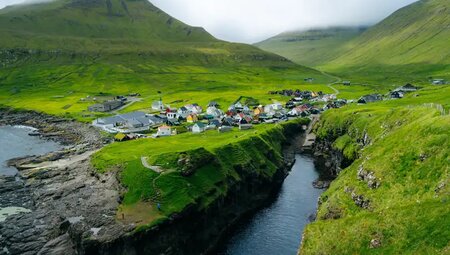 Färöer Inseln – Wandern durch die grüne Bergwelt