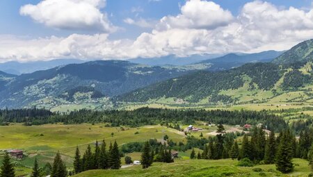 Georgien – Wandern im Großen und Kleinen Kaukasus