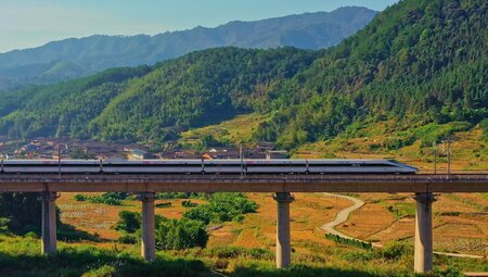 Vietnam & China: Hanoi to Kunming by Rail