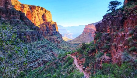 Premium Hiking in the Grand Canyon