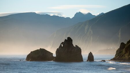 Felsinseln bei Porto Moniz