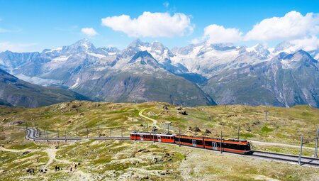 Zermatt in den Schweizer Alpen - Wandern am Fuße des Matterhorn