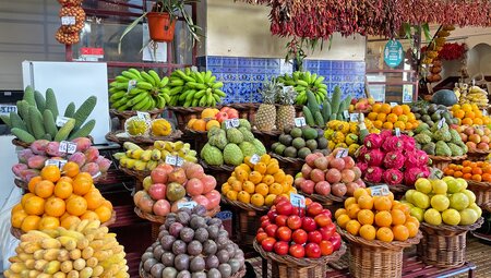 Madeira Rundfahrt mit Charme - Blumenwelt und Küstenland
