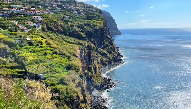Madeira Rundfahrt - Blumenwelt und Küstenland