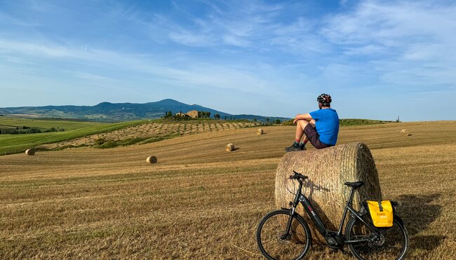 Bilderbuch Toskana - Sanfte Hügel, malerische Dörfer, ausgezeichnete Weine