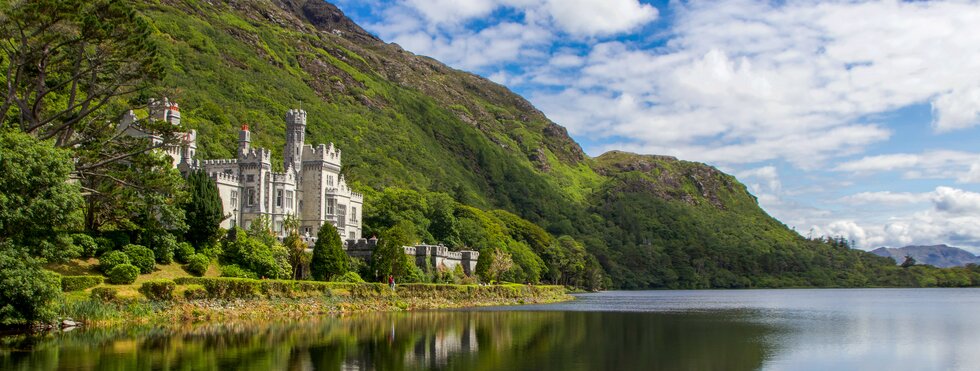 Kylemore Abbey, Connemara