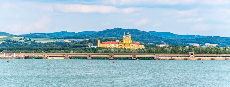 Blick auf das barocke Stift Melk 