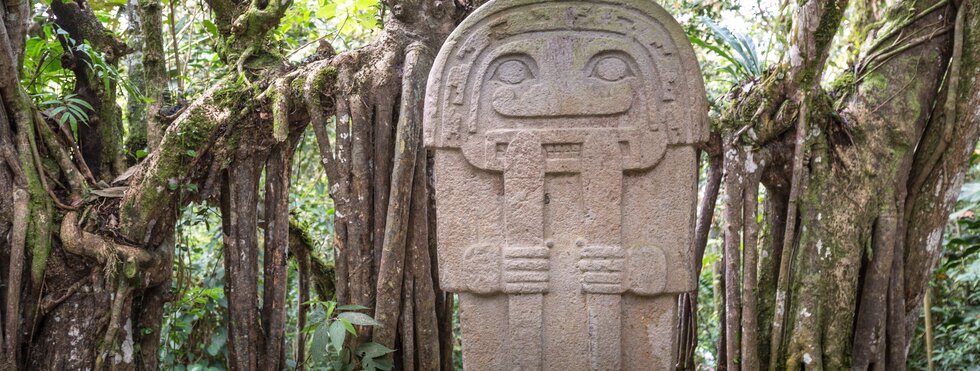 Statue in San Agustín